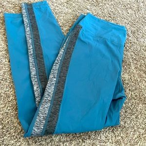 Baby blue color block leggings